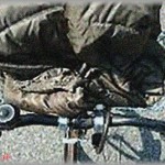 【泥ママ】自転車のカゴに置き忘れた子供の上着が盗まれた。自分の不注意と諦めてたんだけど、ある日ヒソヒソ話が聞こえてきて・・・