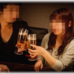 【被害者はどっち？】昨日の夜からの喧嘩で、夫から「離婚したい」と言われた。昨夜9時頃、仕事を終え夫に帰宅時間を連絡したところ「同じ部署の女性と仕事の話で飲んでるので君も来れば？」との返事が。この人は私の入社前に夫とよく2人で飲んでいた人で……