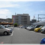 【スカッとする話】デパートの駐車場で車をぶつけられた！文句を言うと運転手の禿は「知るか！馬鹿！」と捨て台詞を吐いて逃げてしまった。後日会社に来ていた営業の上司を見てびっくり。あの禿だ…！