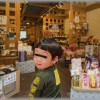 【キチママ】誰が見ても可愛い小さな弟は両親が営む店のアイドル。ある日忙しい店を手伝っていると、女が店の前をスーッと通り過ぎ・・・俺は嫌な予感がした！